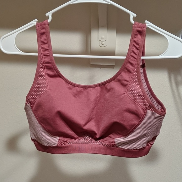 Fabletics bra - Picture 1 of 2